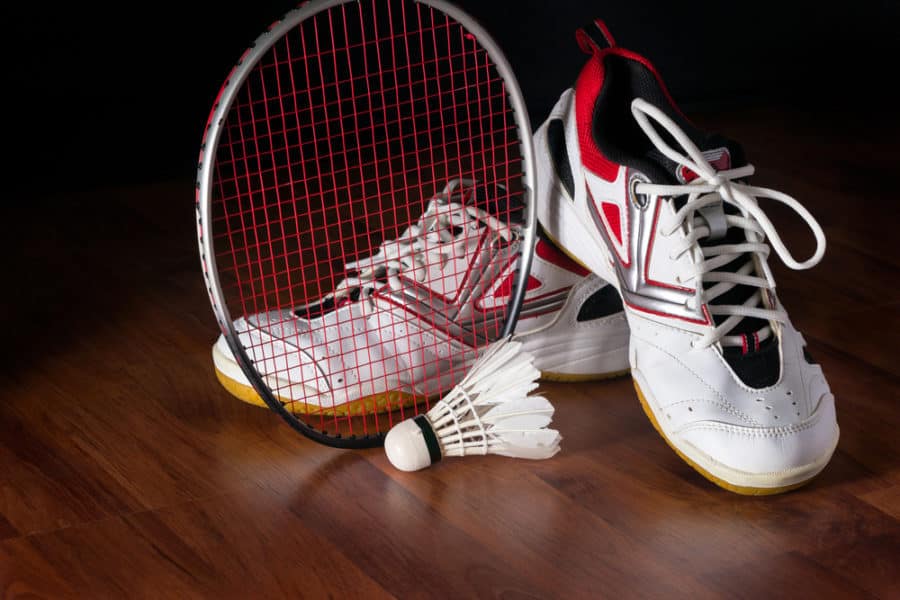 5 Best Badminton Shoes in 2020 - Size 