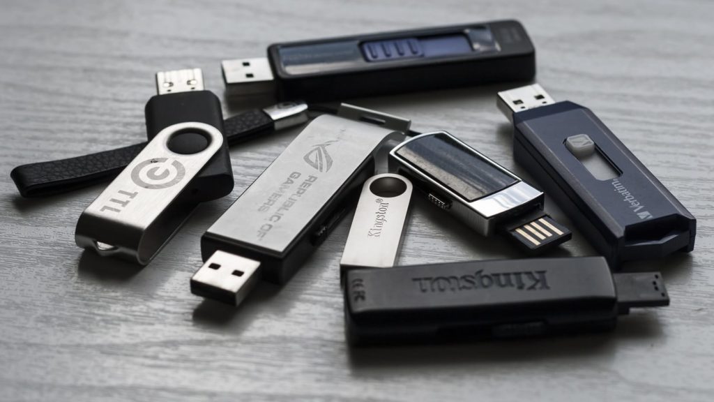 top-4-reasons-why-you-should-be-using-an-external-storage-device-2023