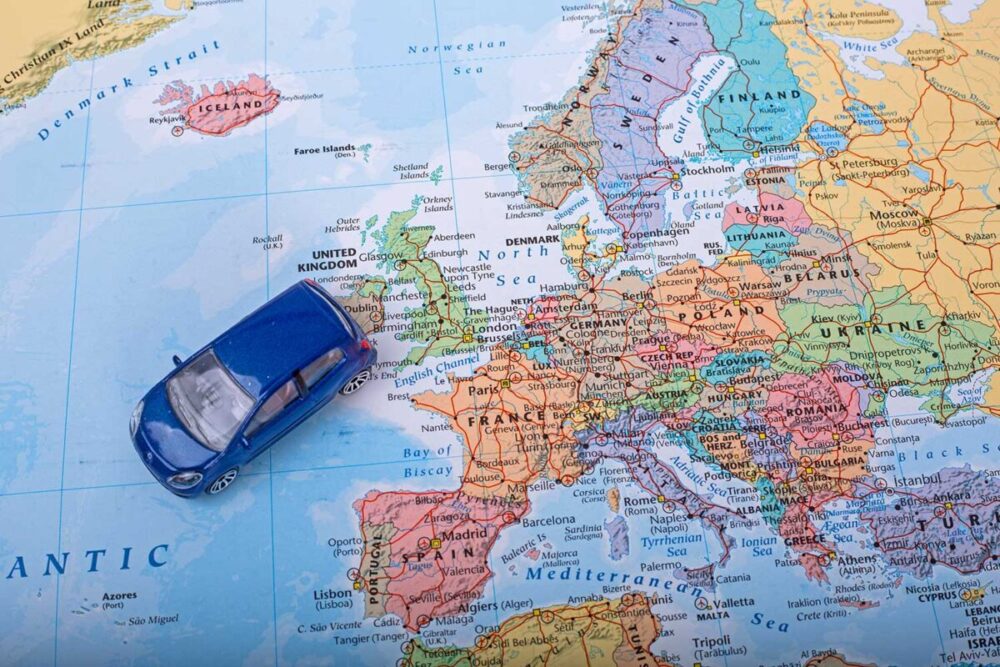 booking-a-rental-car-in-europe-8-tips-for-first-timers-jaxtr